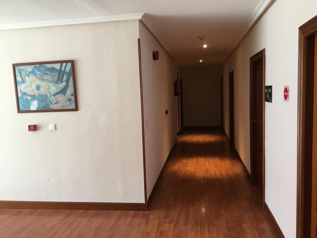 Hotel Valle De Ayala Llodio Eksteriør bilde
